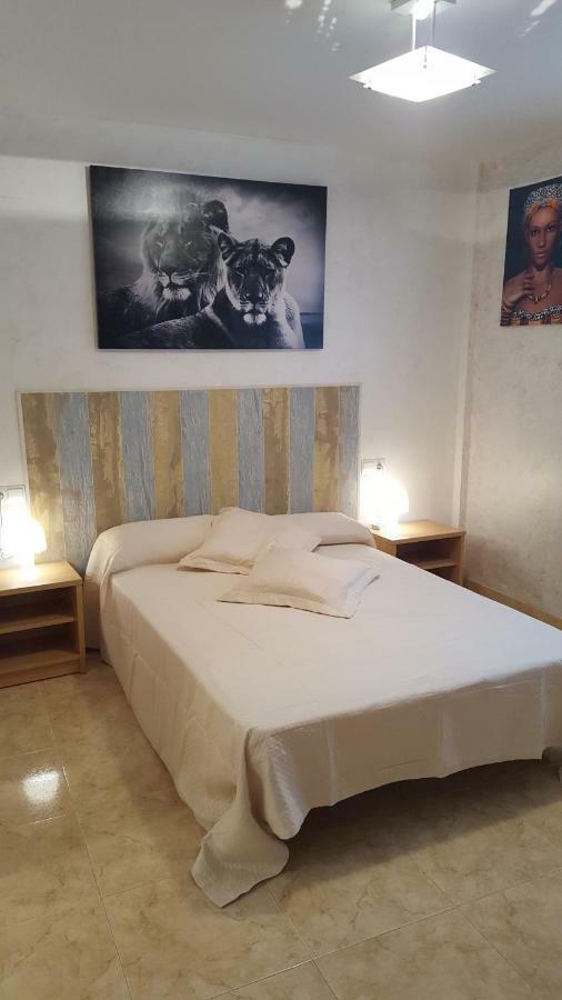 Salou apartamento cerca de playa y zona turística Exterior foto